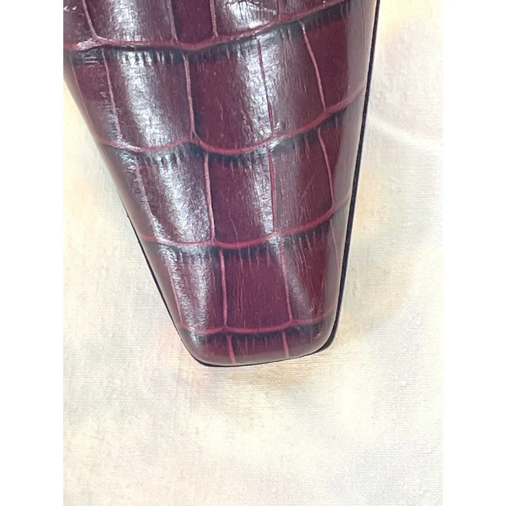Etienne Aigner Womens Pumps 10 Heels Burgundy Croc Embossed Leather Pointed Toe